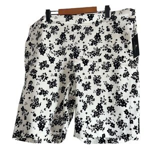 NEW Jules & Leopold White & Black Floral Bermuda Shorts Women’s Plus Size 3X
